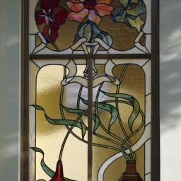 Witraż w stylu secesyjnym