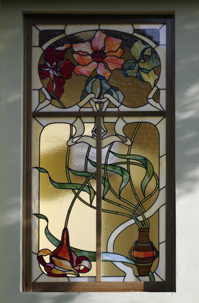 Witraż w stylu secesyjnym
