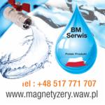 Kran z wypływającą wodą, logo firmy BM Serwis w kształcie kropli z flagą Polski, numer telefonu i adres strony internetowej na białym tle.