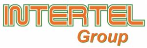 Logo firmy Intertel Group z pomarańczowym napisem otoczonym zieloną obwódką na białym tle.