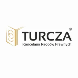 Logo kancelarii radców prawnych Turcza z symbolem otwartej księgi w kolorze złotym i napisem Kancelaria Radców Prawnych poniżej nazwy firmy.