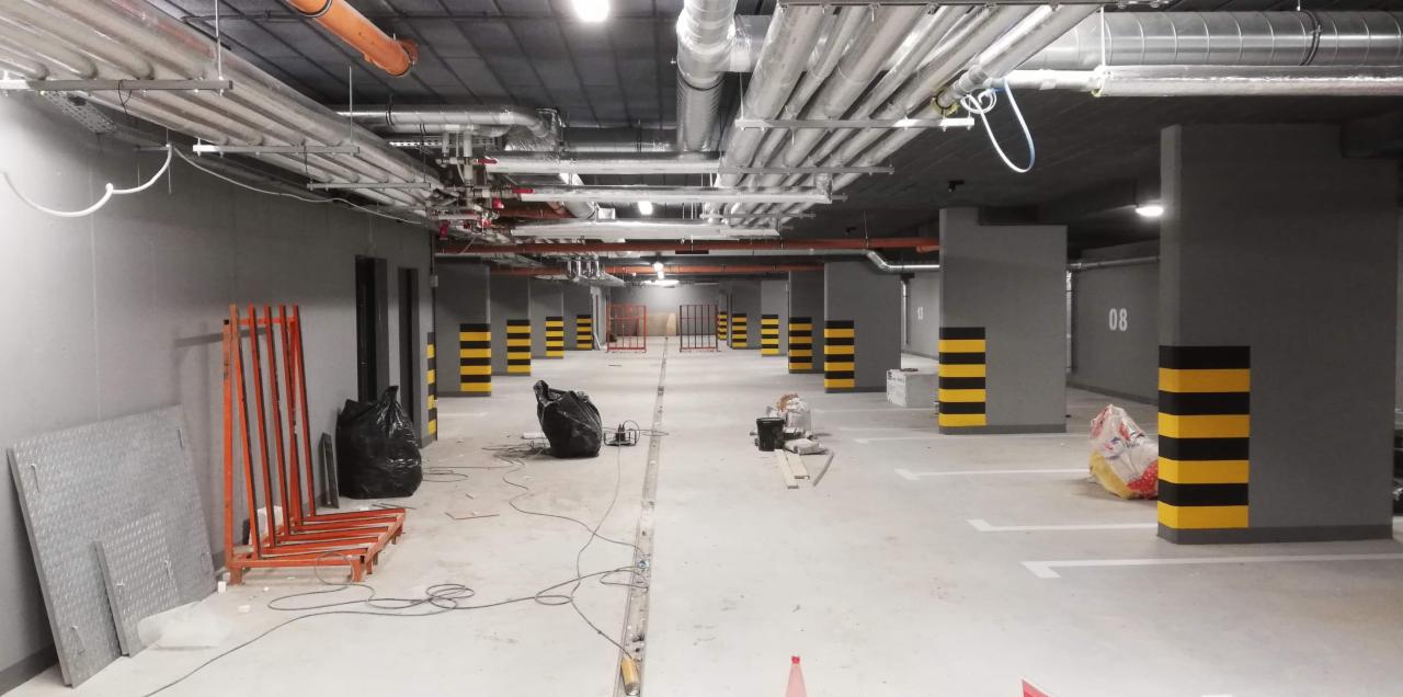 Kompletne oznakowanie parkingu podziemnego