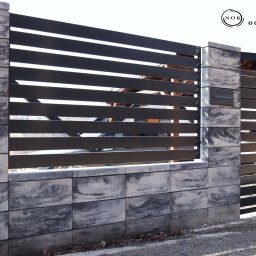 NOK FIRMA OGRODZENIOWA - Bloczki Roma Horizon, onyx. Przęsło palisadowe pod wymiar, z profilem 10x2 cm, prześwit 2,5 cm