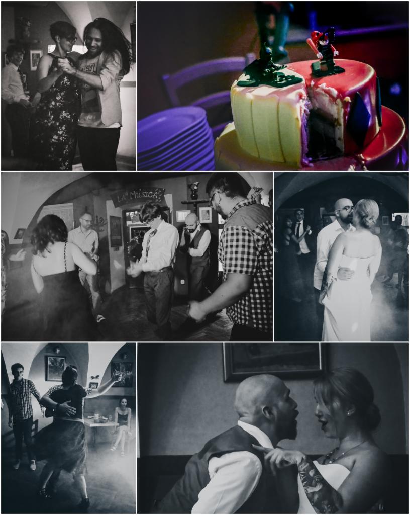 Czarno-biała kompozycja kilku scen z uroczystości: pary tańczące, tort z figurkami Batmana i Harley Quinn, goście w tle, zbliżenie na parę młodą z tatuażem na ramieniu panny młodej.