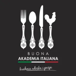 Grafika z białymi sztućcami (widelec, łyżka, nóż, kogut) na czarnym tle, napis 'BUONA AKADEMIA ITALIANA' oraz zielono-biało-czerwony pasek i napis 'kuchnia włoska i pasja'.