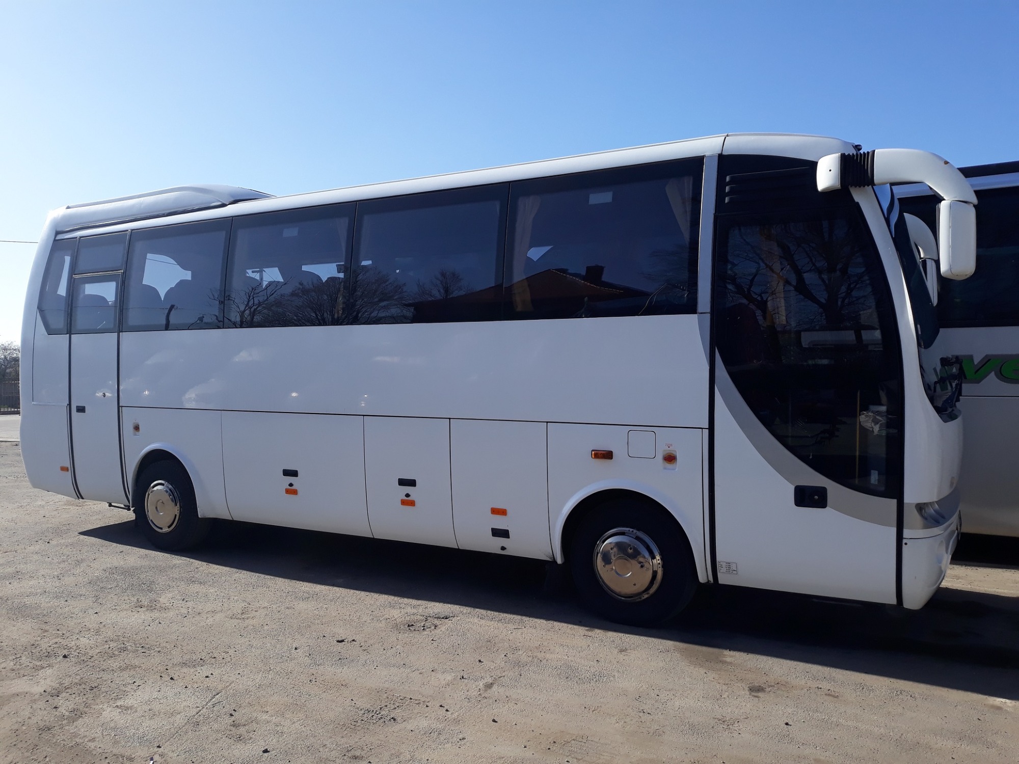 TEMSA MAN EURO 5 LICZBA MIEJSC 35+1+1 LUB 37+1+1 KLIMATYZACJA,1xTV z DVD,REGULOWANE FOTELE Z PASAMI BEZPIECZEŃSTWA