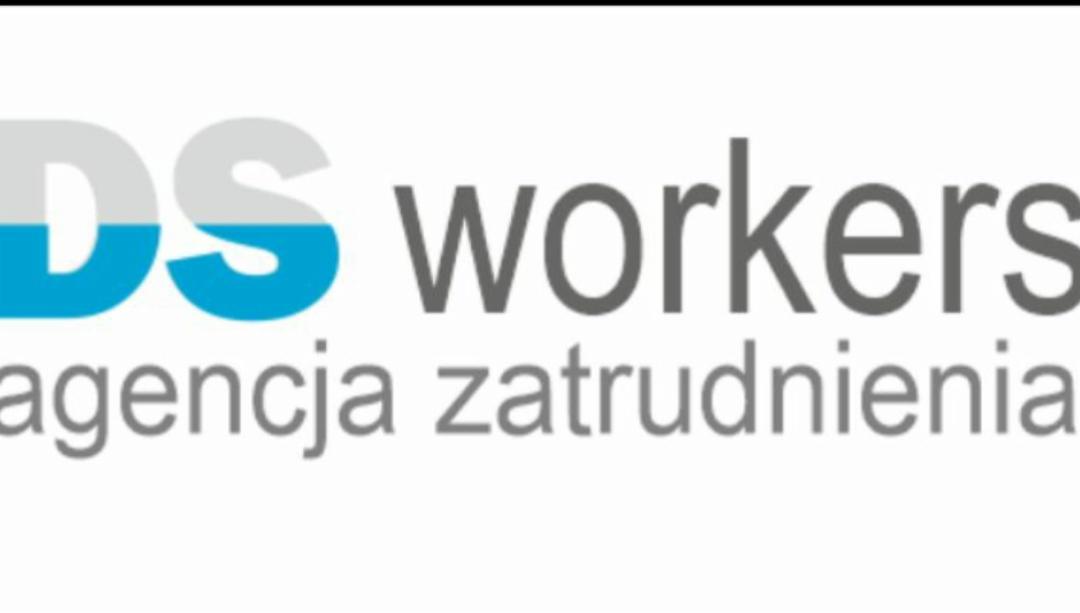 Logo firmy DS workers agencja zatrudnienia z niebiesko-szarym symbolem DS i szarym napisem workers oraz agencja zatrudnienia