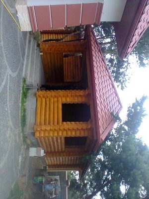 Altana z bałi pod blachodachuwką