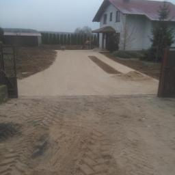 Układanie kostki brukowej Podłopień 3