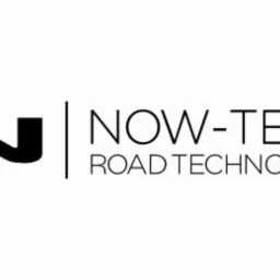 Czarne logo firmy Now-Tech Road Technology na białym tle, z charakterystycznym znakiem graficznym litery N.
