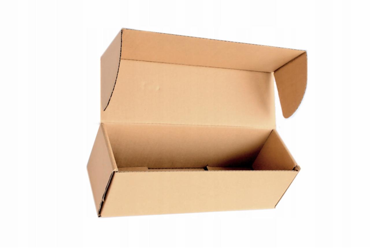 Otwarty, tekturowy, prostokątny karton na białym tle, ukazujący wewnętrzną strukturę i sposób składania.