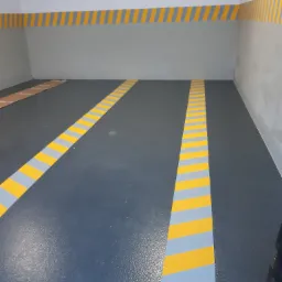 tak sobie klient wyobraził i chciał co ma :) Warsztat elektromechanika