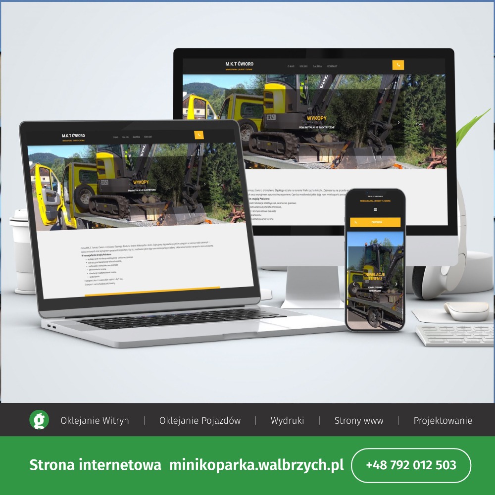 Prezentacja responsywnej strony internetowej firmy M.K.T Ćwioro na laptopie, monitorze i smartfonie, z widocznym menu, treścią i grafiką koparki na lawecie.