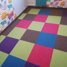 Pokój dziecięcy kafle dywanowe 