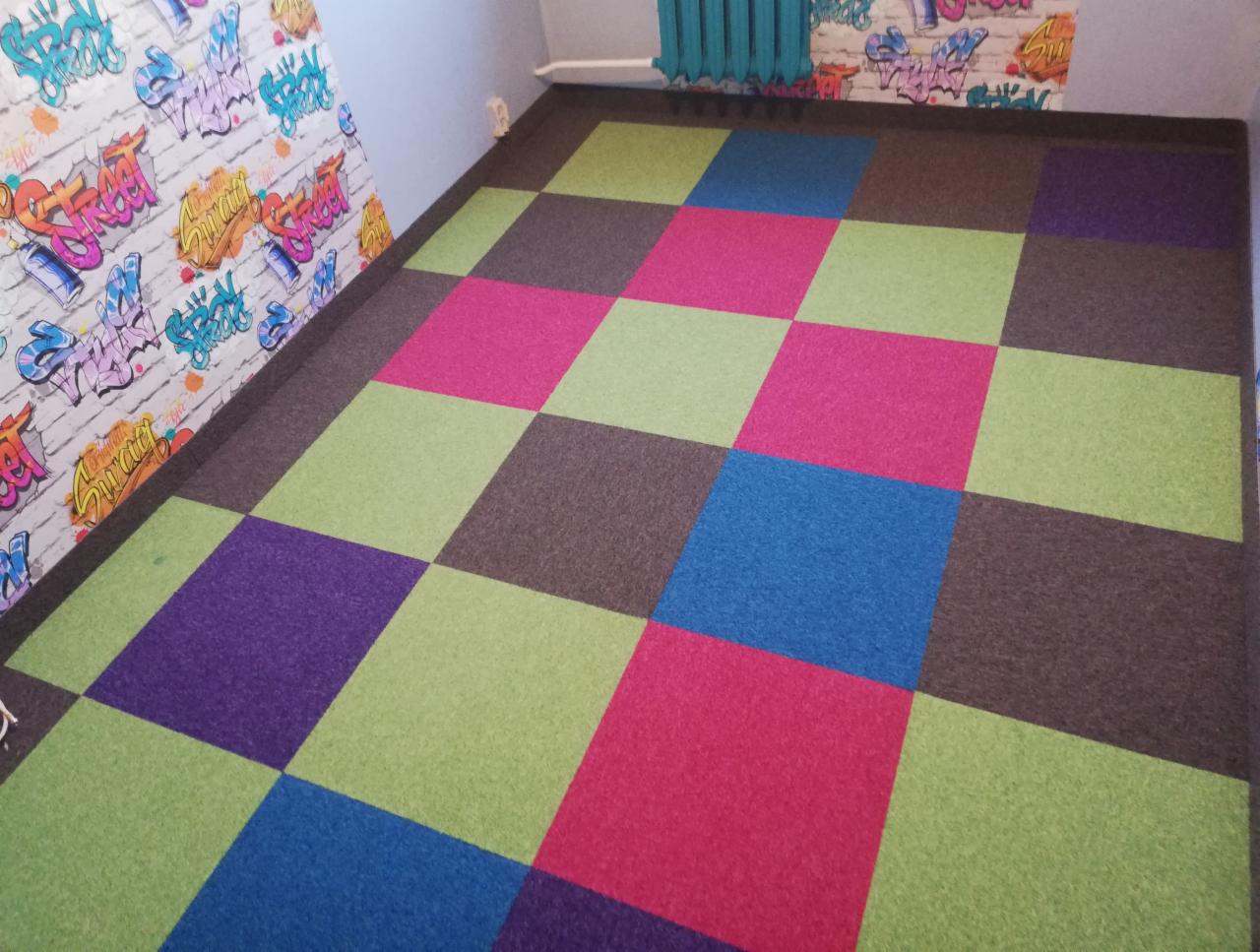 Pokój dziecięcy kafle dywanowe