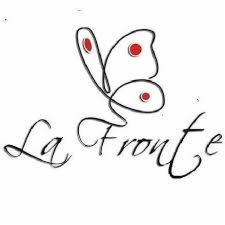 Stylizowane logo firmy La Fronte przedstawiające motyla z czerwonymi akcentami, czarne, cienkie linie na białym tle.