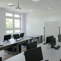Pracownia informatyczno-programistyczna w Technikum Administracyjno-Usługowym w Łodzi