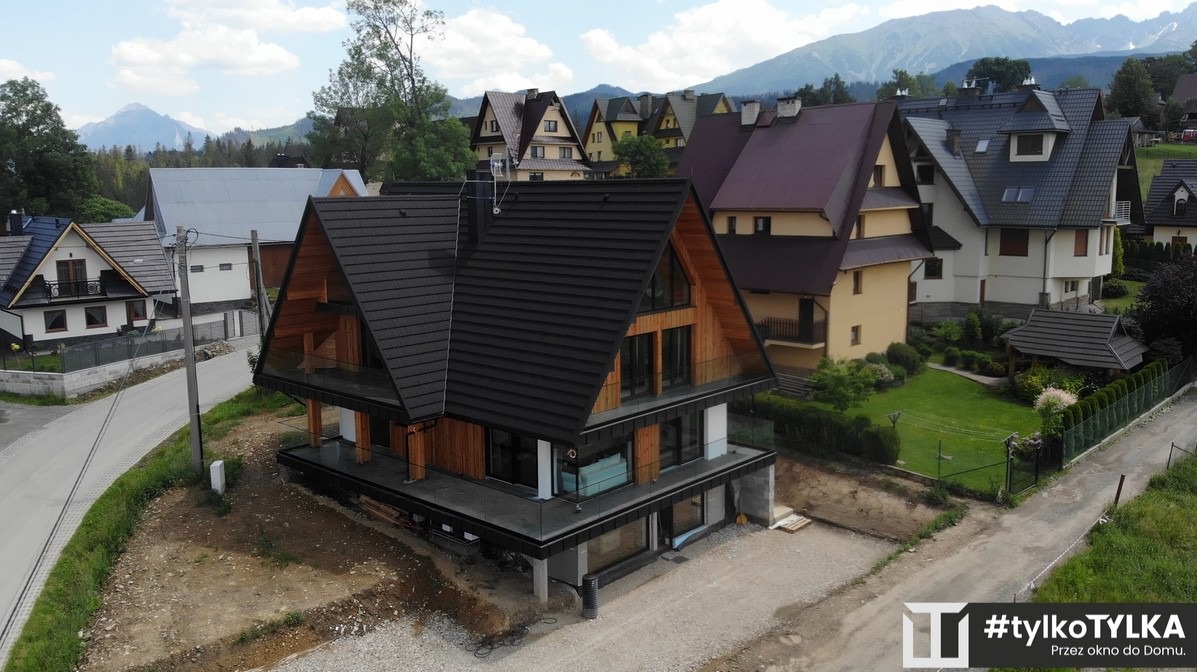 Czarne okna Zakopane