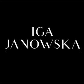 Czarno-białe logo z napisem IGA JANOWSKA, z poziomą linią pod nazwiskiem, w eleganckim, minimalistycznym stylu.
