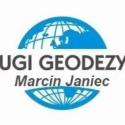 Logo firmy geodezyjnej: błękitny glob ziemski z siatką kartograficzną, napis 'USŁUGI GEODEZYJNE' i imię i nazwisko 'Marcin Janiec'.