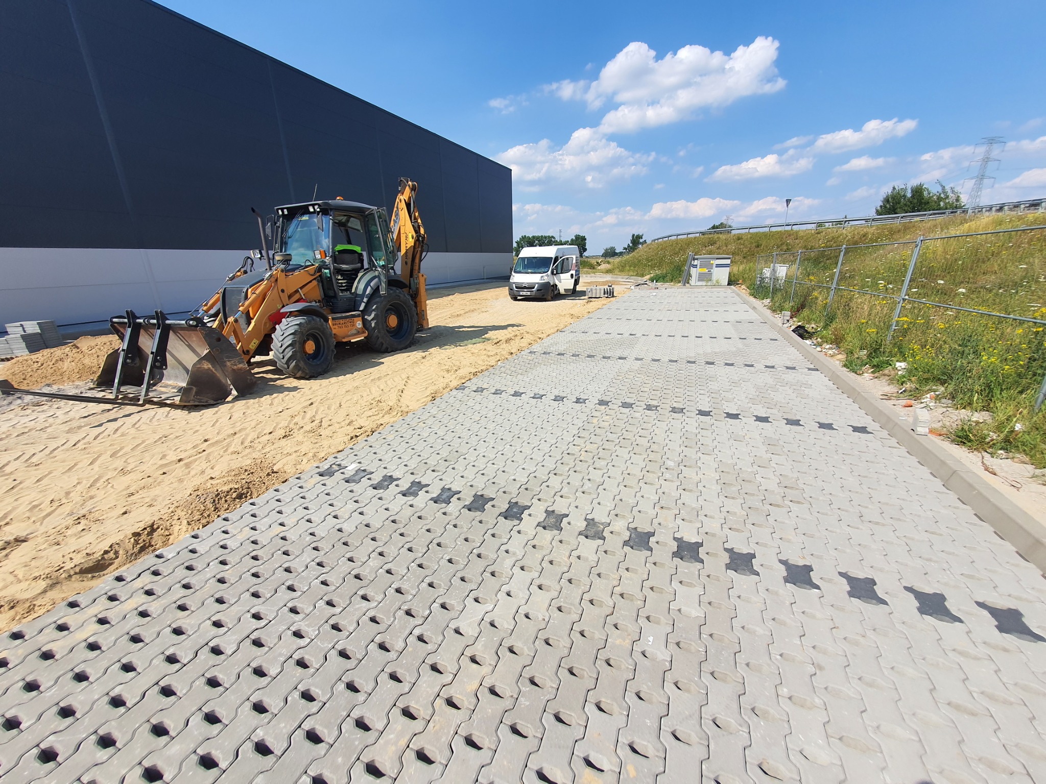 Poznań/Sady/Droga/Parkingi