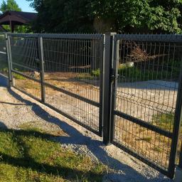 Pielęgnacja ogrodów Niedzwiedz 1