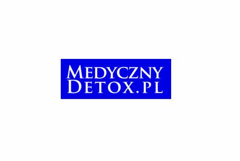 Niebieski prostokąt z białym napisem 'MEDYCZNY DETOX.PL' na białym tle.