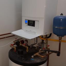 Hydrojarex-Usługi Hydrauliczne i Gazowe - Kocioł gazowy z zasobnikiem CWU.