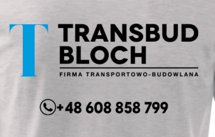 Logo firmy Transbud Bloch z numerem telefonu na szarej koszulce. Nazwa firmy w kolorze czarnym, a litera 'T' w kolorze niebieskim. Pod nazwą napis 'Firma Transportowo-Budowlana'.