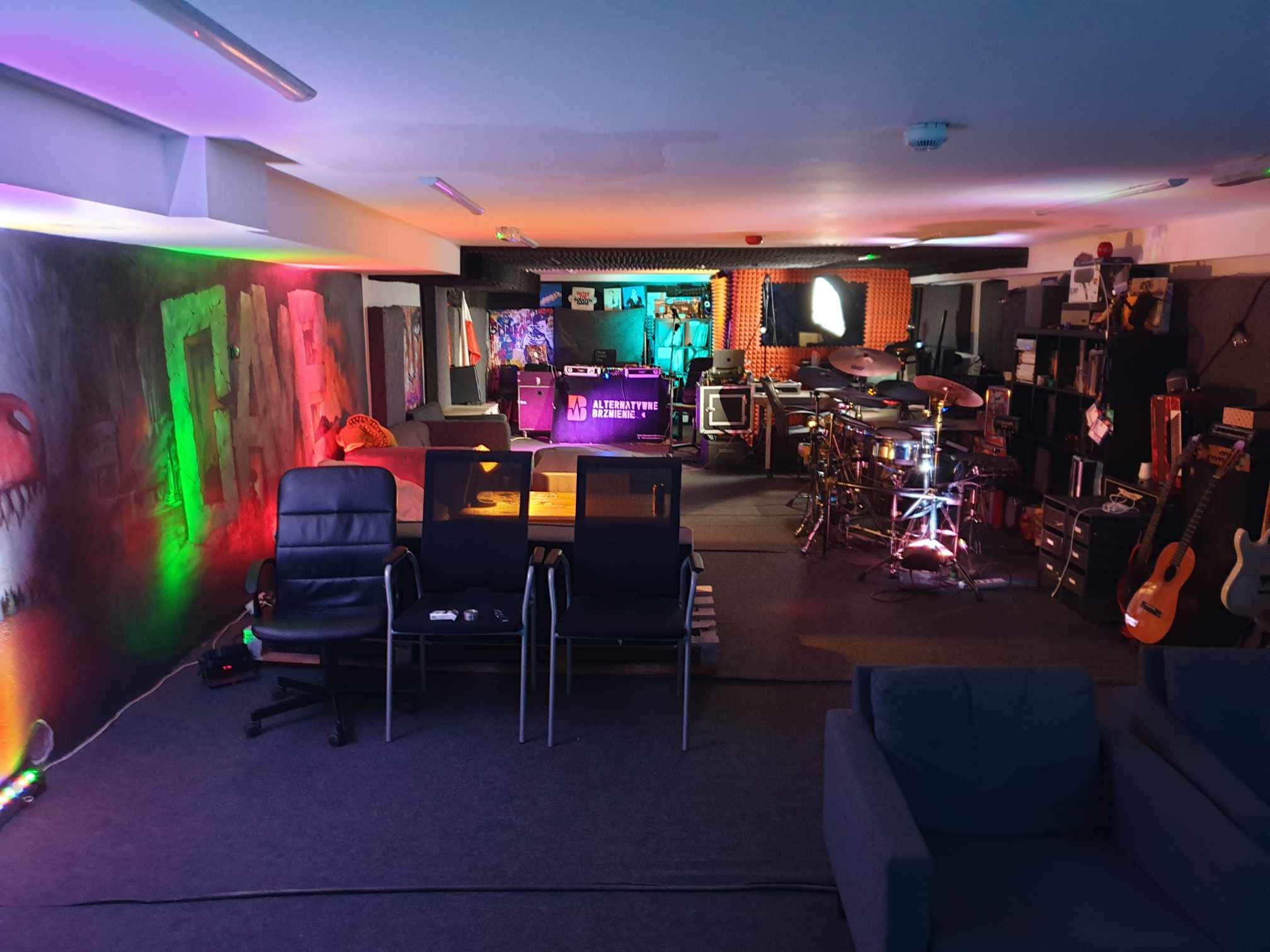 Nagrania wokalne, muzyczne, lektorskie. Miks & mastering audio. Postprodukcja audio.