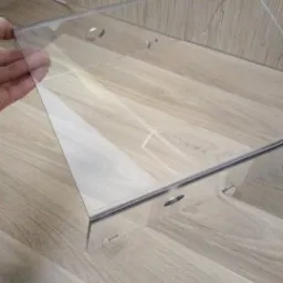 Plexi 5mm wycięte i zagięta