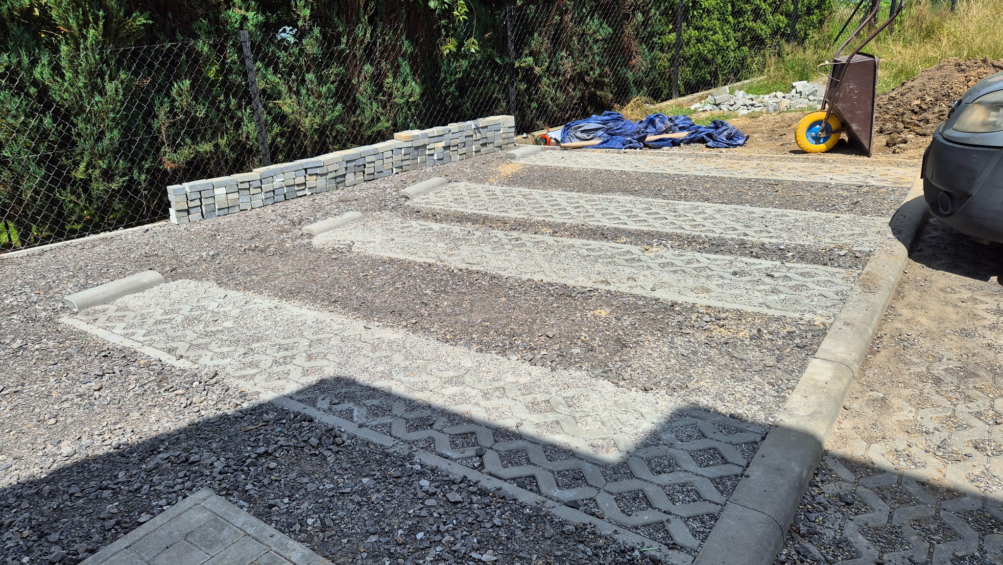 Poodjazdy i miejsca parkingowe