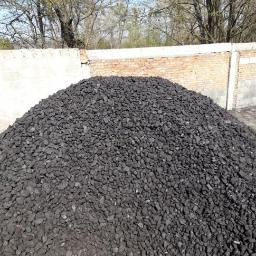 Oferujemy szeroki asortyment opału w konkurencyjnych cenach.