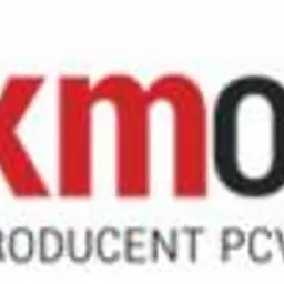 Logo firmy KM Okno, producenta stolarki okiennej z PCV i aluminium. Po lewej stronie grafika przedstawiająca okno z niebieską ramą.