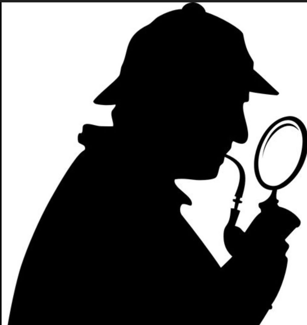 Czarna sylwetka detektywa z fajką i lupą na białym tle. Grafika w stylu retro, sugerująca tajemniczość i profesjonalizm w rozwiązywaniu zagadek.