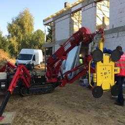 Sebastian Wojnowski - Montaz okien z wykorzystaniem specjalistycznego dźwigu