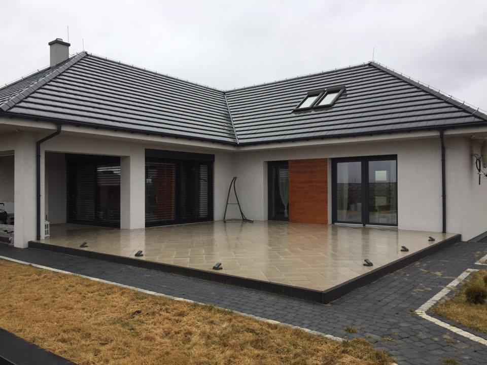 Drzwi tarasowe, żaluzje fasadowe