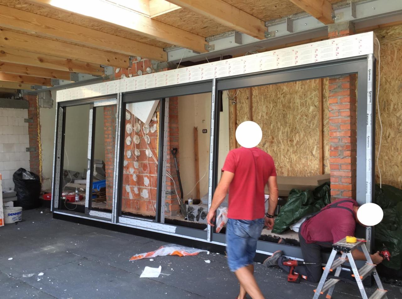 Przygotowanie do montażu 6 -cio metrowych, aluminiowych drzwi tarasowych HS