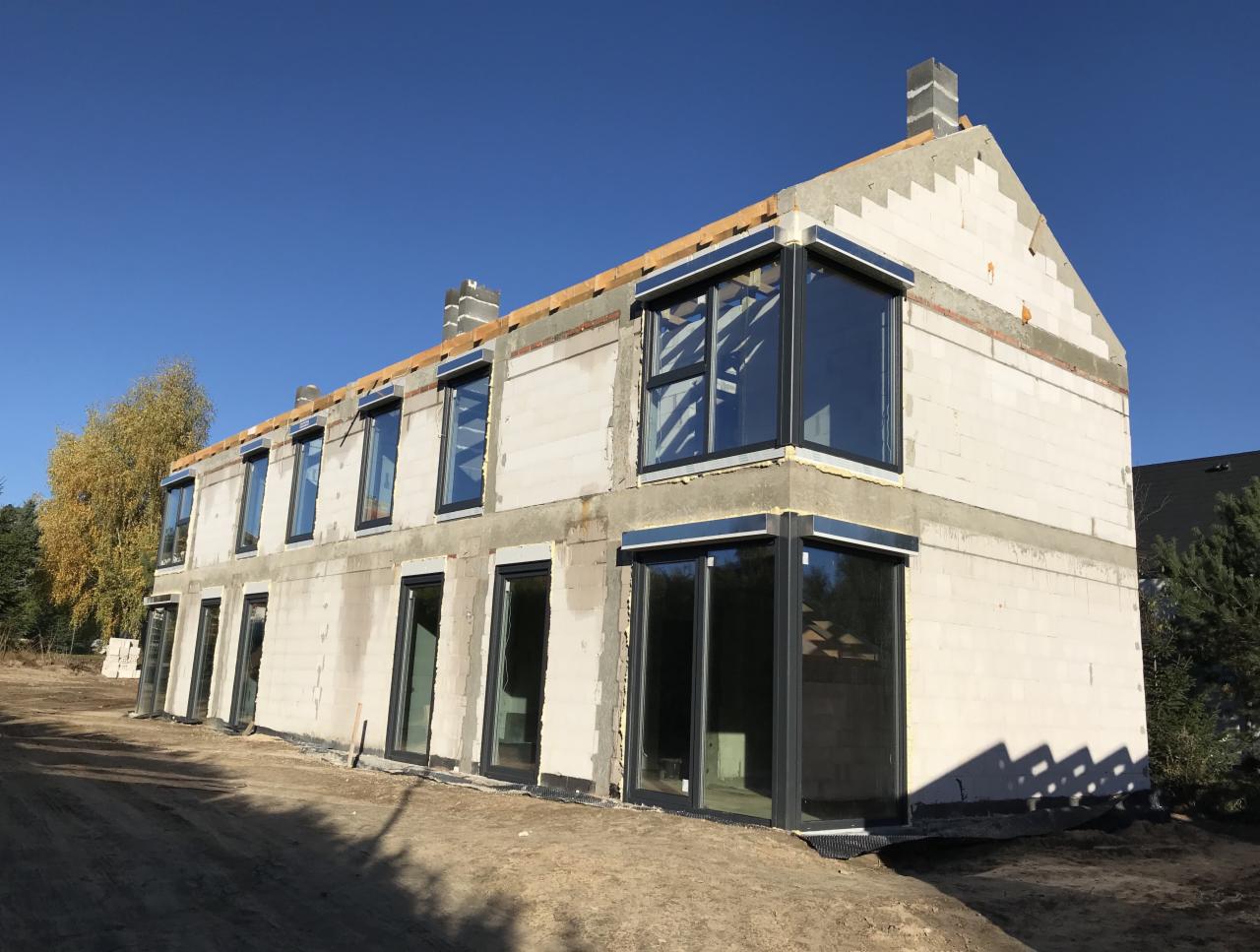 Montaż narożnych jednostek połączonych