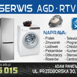 Reklama firmy Multi-Serwis AGD RTV Rowerów z ofertą naprawy pralek, zmywarek, lodówek, piekarników, telewizorów i rowerów. Na pralce siedzi czarny kot.