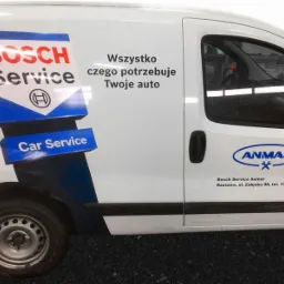 Reklama na samochodzie