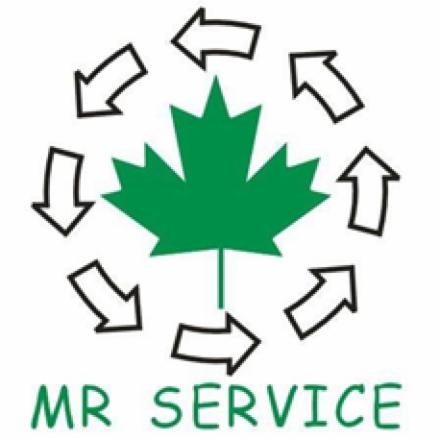 Logo firmy MR SERVICE z zielonym liściem klonowym w centrum, otoczonym przez czarne strzałki skierowane do wewnątrz, nazwa firmy w kolorze zielonym poniżej.