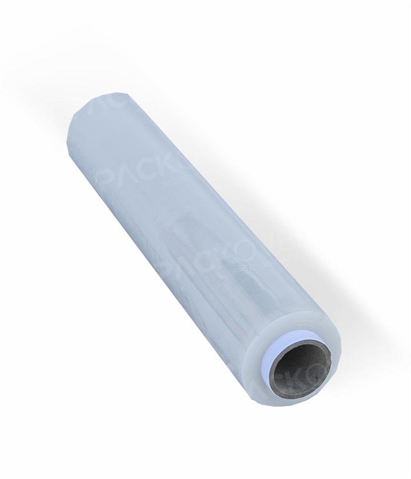 Rolka transparentnej folii stretch na tekturowej tubie, widoczne delikatne zagniecenia i logo producenta.