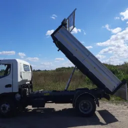 Wywrotka 5t . Zwinny max krótki i wąski w swojej klasie. Działki ROD wąskie uliczki. Długość 590cm szer 215cm