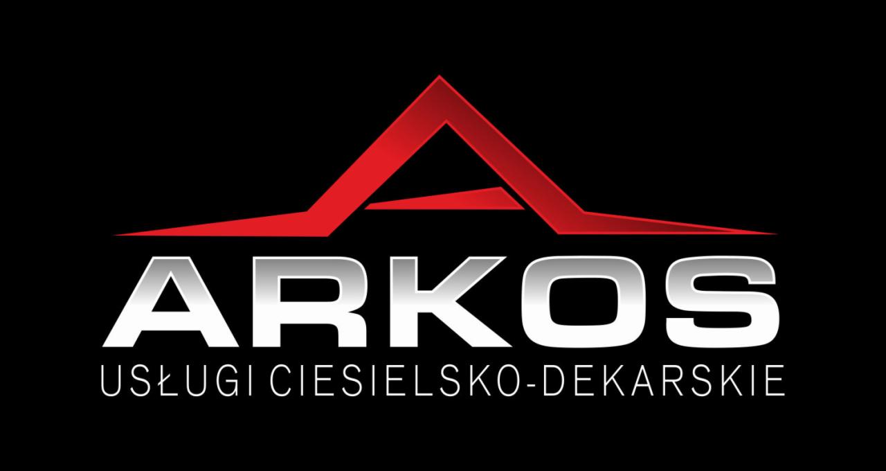 Logo firmy ARKOS świadczącej usługi ciesielsko-dekarskie, z czerwonym symbolem dachu nad nazwą firmy.
