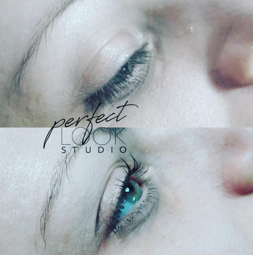 Dwa zbliżenia na oczy kobiety: górne oko z delikatnym eyelinerem, dolne oko z przedłużonymi rzęsami i widoczną zielenią tęczówki, nałożony znak wodny 'Perfect Look Studio'.