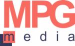 Logo MPG Media z pomarańczowym napisem MPG i niebieskim kwadratem z małą literą m przed napisem media w kolorze niebieskim.
