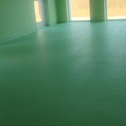 Od wylewki, krok po kroku do finału instalacji. Wykładzina Tarkett Norma