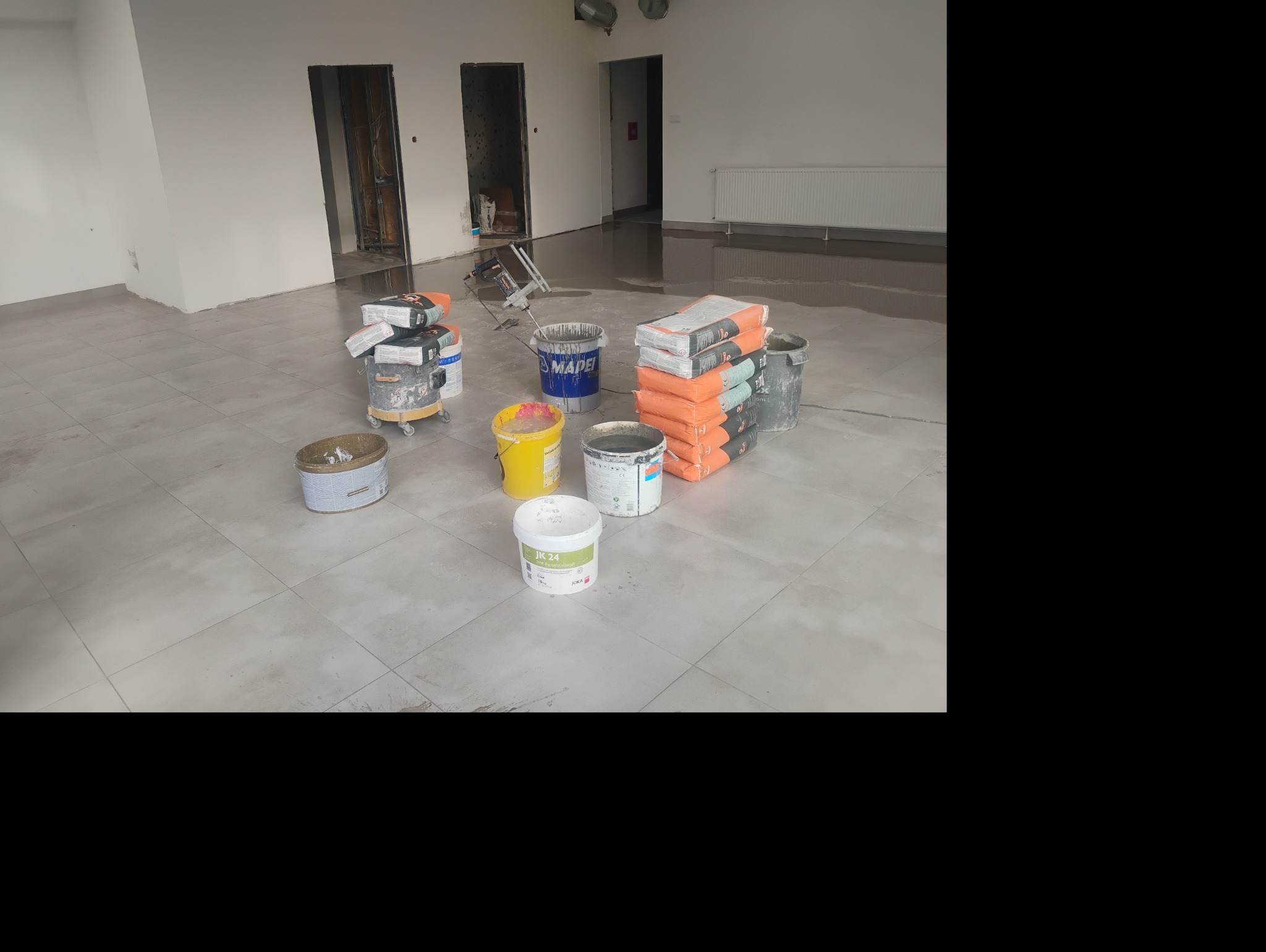 Wylewanie masy samopoziomującej