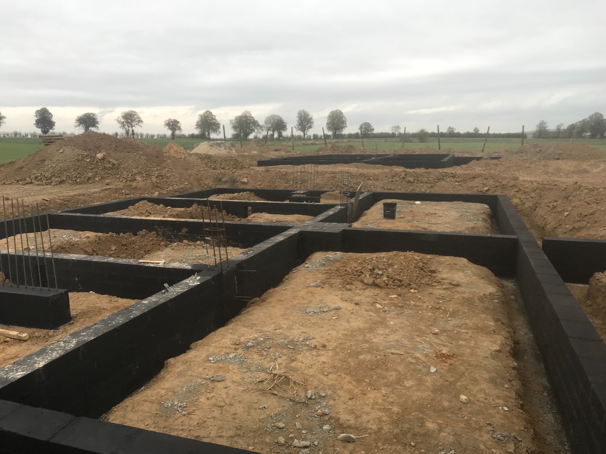 Budowa osiedla domów w zabudowie szeregowej w Stanowicach 2019/2020